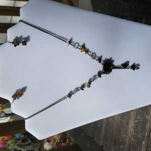 Vintage Avon Tigers eye Medallian necklace and earrings set